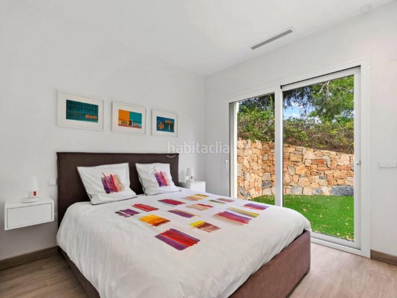 Foto 1d05dec8-a38e-463b-a2a0-b295f7f5ac64. Casa villa adelfas 3 habitaciones en las colinas en Orihuela