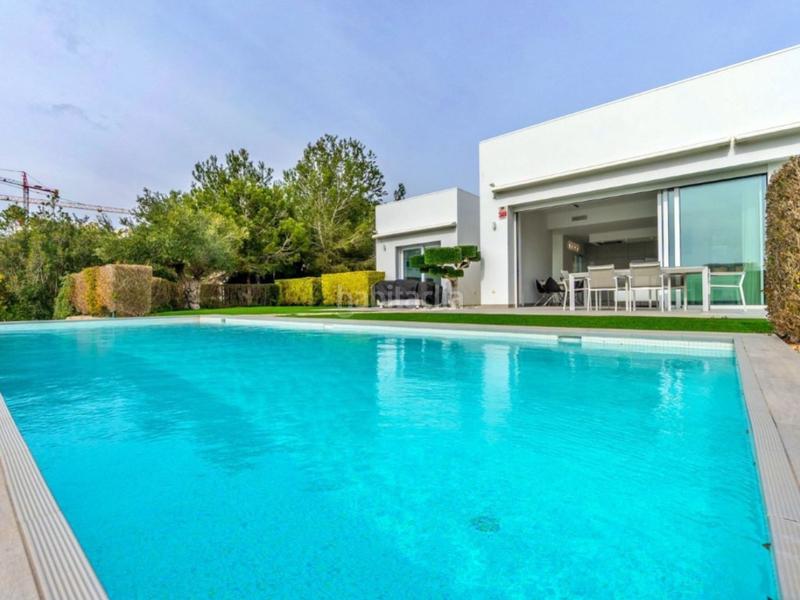 Foto 6b158e67-2160-4034-83b2-889e27c176ce. Casa villa adelfas 3 habitaciones en las colinas en Orihuela