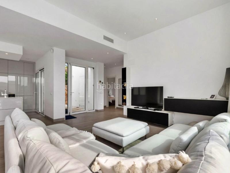 Foto aa81ac23-8c2d-4637-8309-702add45ac0e. Casa villa adelfas 3 habitaciones en las colinas en Orihuela