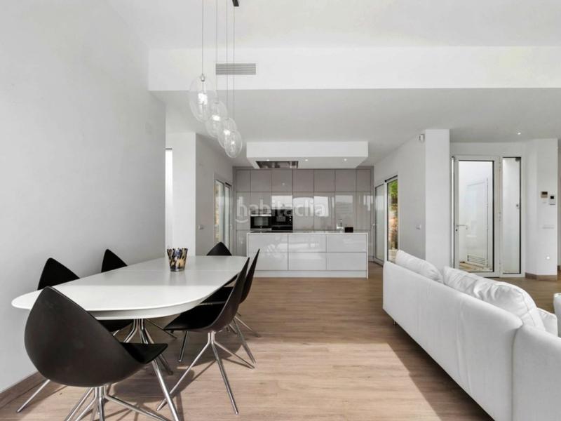 Foto bff2dfb0-c466-45dd-bf4f-ad63385414b1. Casa villa adelfas 3 habitaciones en las colinas en Orihuela