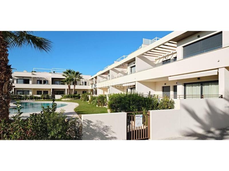 Foto b87038ee-386c-4384-bccd-3a3abdf3431c. Apartament amb aparcament a La Veleta Torrevieja