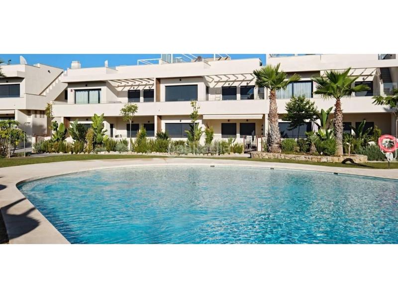 Foto f64b9d78-c1f7-49ce-92b1-e417c06757c7. Apartament amb aparcament a La Veleta Torrevieja