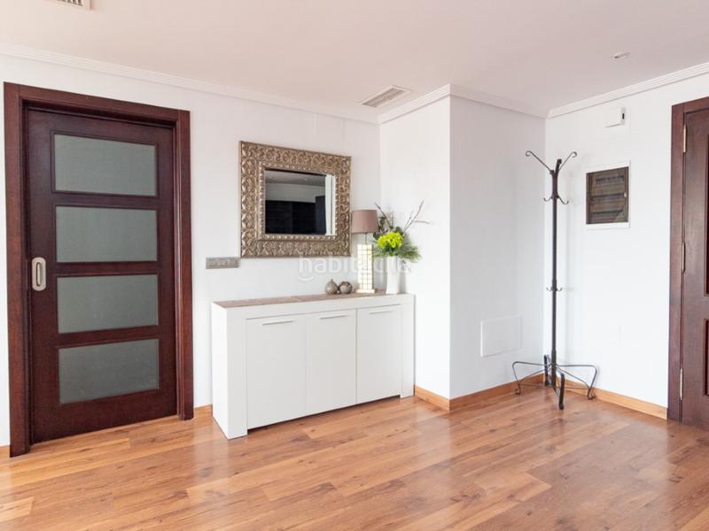 Foto 024aeddf-b9b5-4466-8581-7a43877cf350. Penthouse in avenida diego ramirez pastor 29 in Parque de las Naciones Torrevieja