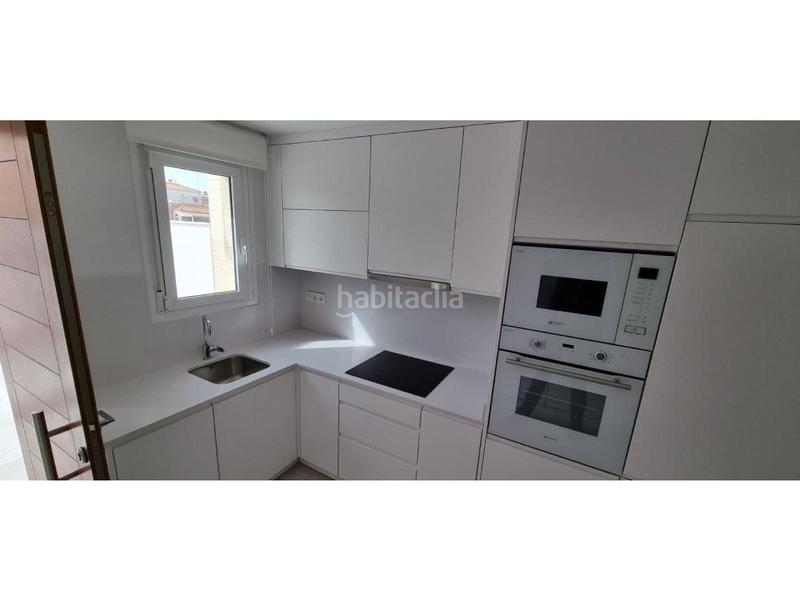 Foto e74c2b8c-54ec-4ade-8d6c-b76eb5af2a56. Casa adossada amb piscina a Aguas Nuevas Torrevieja