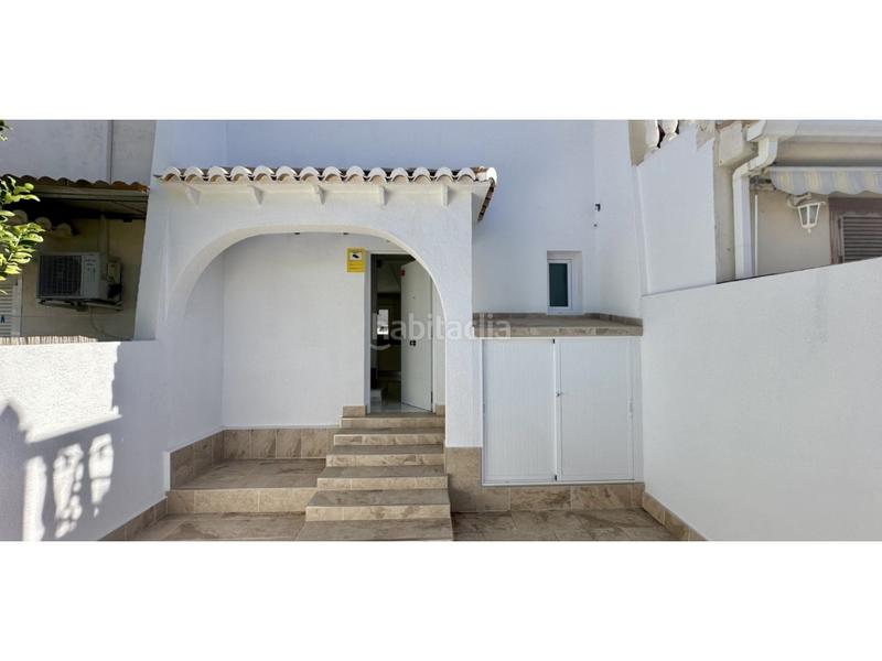 Foto aeb5e2f0-3384-4137-9678-91b6fff73494. Casa adossada a Los Balcones-Los Altos Torrevieja