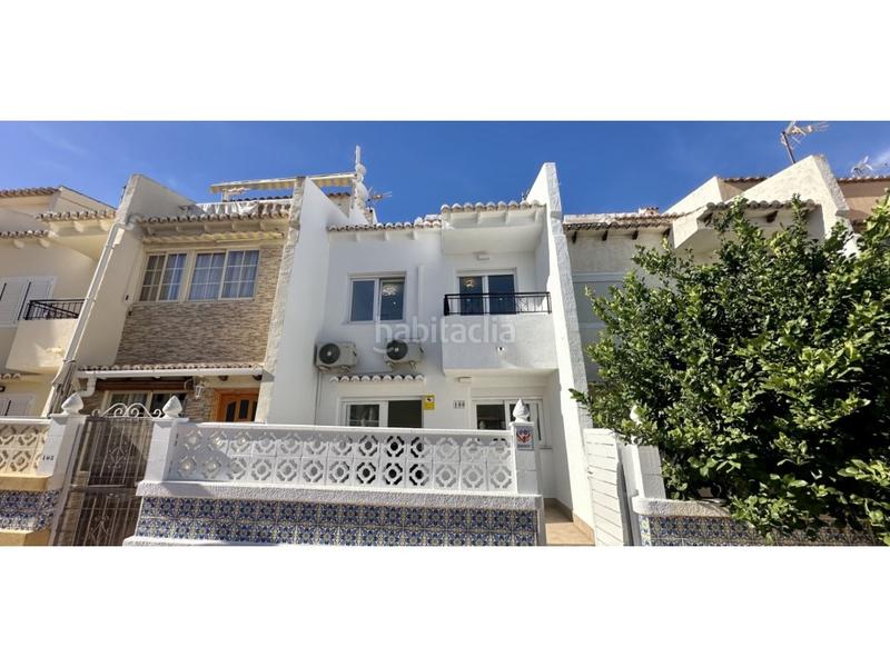 Foto b98fccfa-6a58-44bb-9bc8-739deee1b20f. Casa adossada a Los Balcones-Los Altos Torrevieja