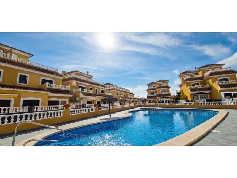 Foto 21504677-a665-493d-8fbd-57d32c6ec2b2. Casa adossada a La Florida Orihuela