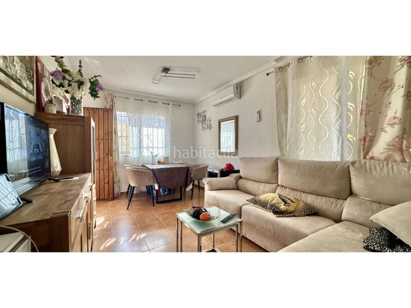 Foto 45ba36d4-4f91-4312-98e6-b16a49d6e7e8. Casa adossada a La Florida Orihuela