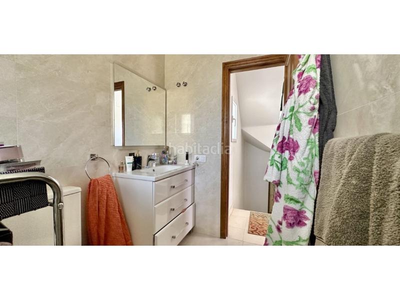 Foto c1726502-2d9d-4086-a269-fab73f96a27c. Casa adossada a La Florida Orihuela