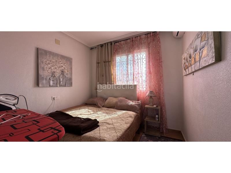 Foto e015f6cf-1621-4230-a175-996e1b767c12. Casa adossada a La Florida Orihuela