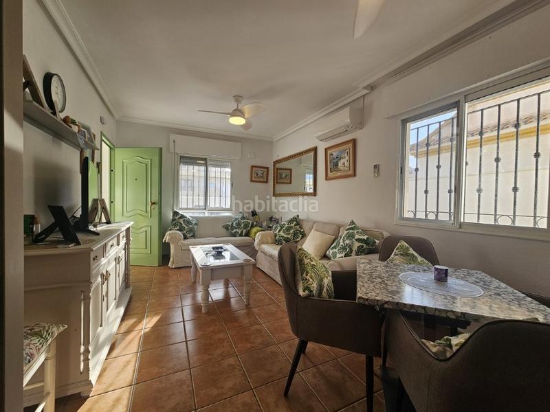 Foto 8453c223-2453-427c-9199-10886057bc09. Semi detached house with pool in La Zenia Orihuela