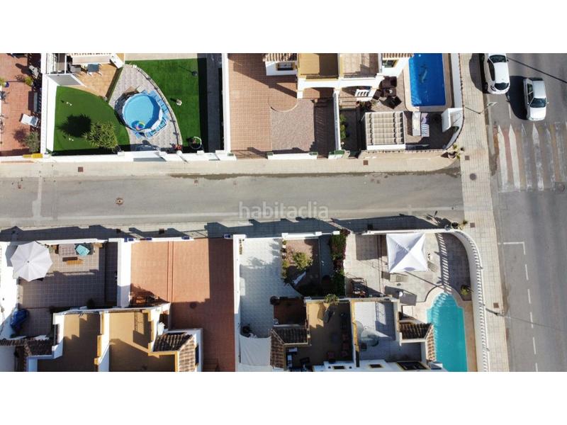 Foto 1f3bfc5f-856e-4aa8-b4eb-a9dd97d20263. Casa a schiera con piscina in La Florida Orihuela