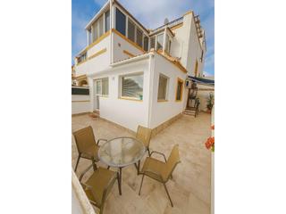 Casa adossada a Calle Lagunas de Ruidera