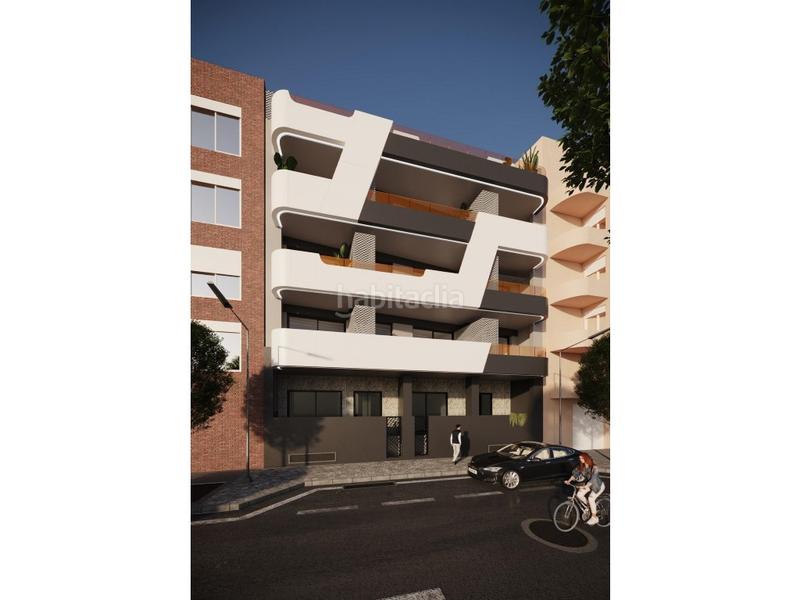 Foto 059351b7-6a58-40e6-8ab2-8db4cffe5c0e. Attico con piscina in Las Piscinas Naturales Torrevieja