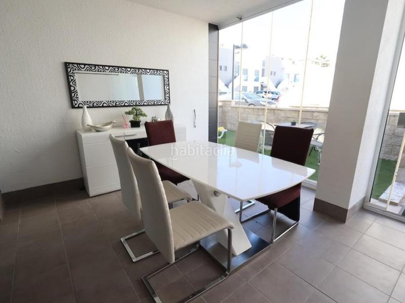 Foto 16b8b191-3b46-4bde-9723-83c7f9201508. Casa in La Zenia Orihuela