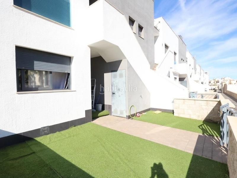 Foto 3ef19c25-c394-4da9-8c22-5a07032a395d. Casa in La Zenia Orihuela