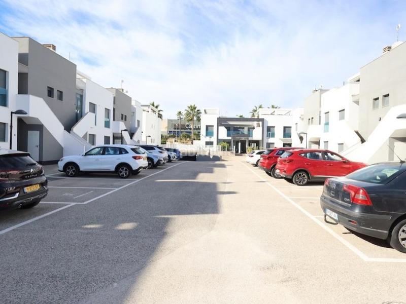 Foto b4e08889-94e8-423f-8721-b60e3dd975b1. Casa in La Zenia Orihuela