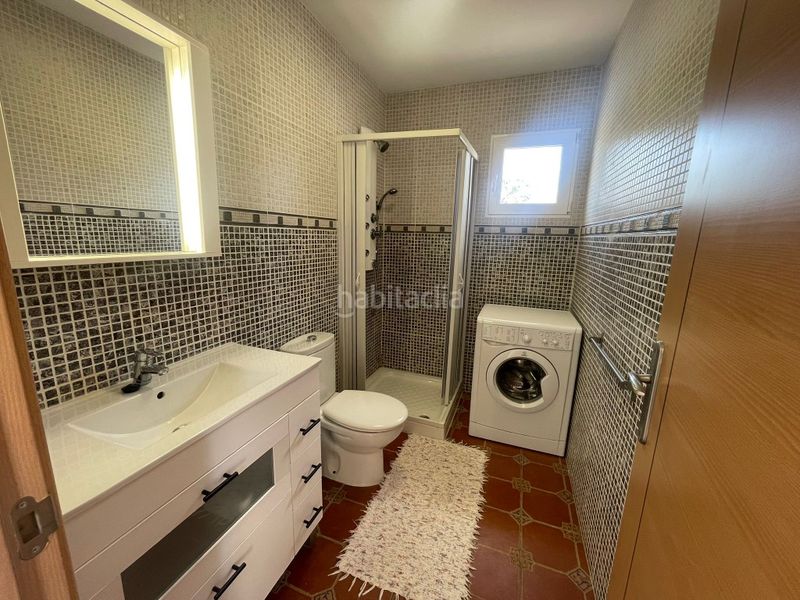 Foto be718be4-bc9a-4e31-b534-2105e5c4467c. Casa amb piscina a Rojales