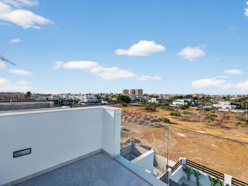 Foto 37b12f90-b513-464b-a054-c2b1e6aaf000. Casa amb piscina a Aguas Nuevas Torrevieja