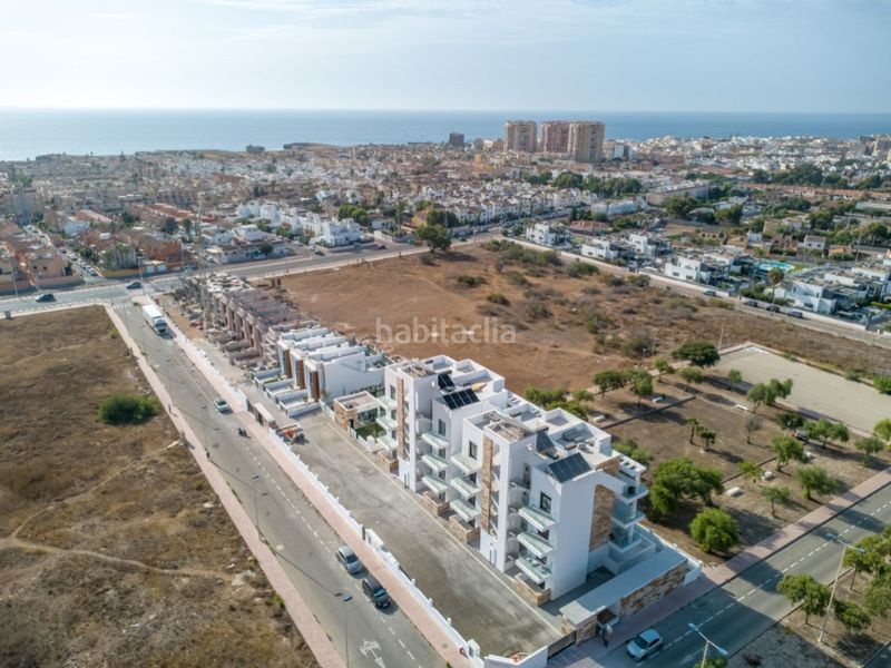 Foto 584feda9-72df-4cad-a4af-60316d73fc6a. Casa amb piscina a Aguas Nuevas Torrevieja