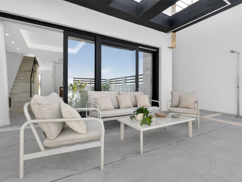 Foto c3879922-2205-4581-abfc-01a1d84a68bf. Casa amb piscina a Aguas Nuevas Torrevieja