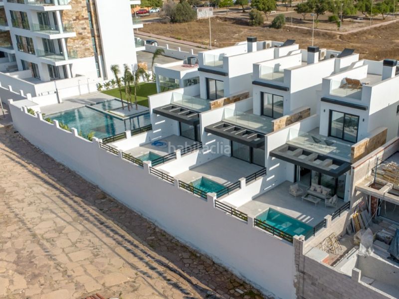 Foto e1c181fc-c120-470d-801a-2cf6c0b7248a. Casa amb piscina a Aguas Nuevas Torrevieja