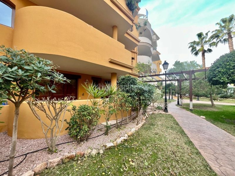 Foto 92098f70-89b5-46db-8a41-1fe5810ef7e2. Apartament amb piscina a Punta Prima Torrevieja