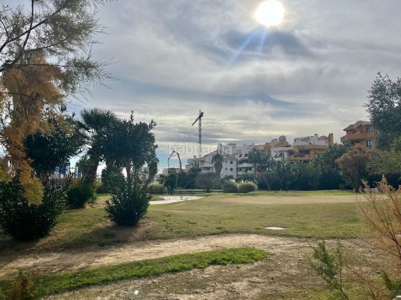 Foto c4949898-e53e-45bb-87a9-051477f170d9. Apartament amb piscina a Punta Prima Torrevieja