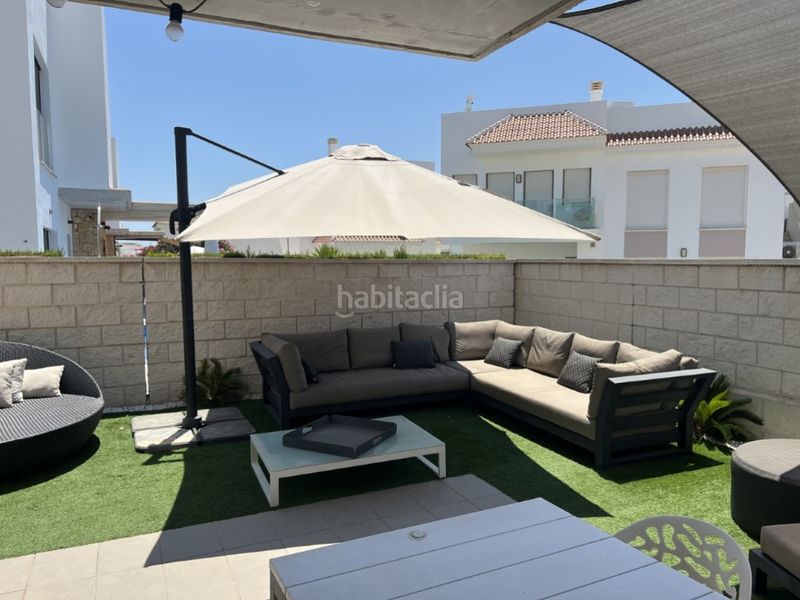 Foto 0bd119b0-210b-46b2-bf94-3309a32b4f67. Casa amb piscina a Rojales