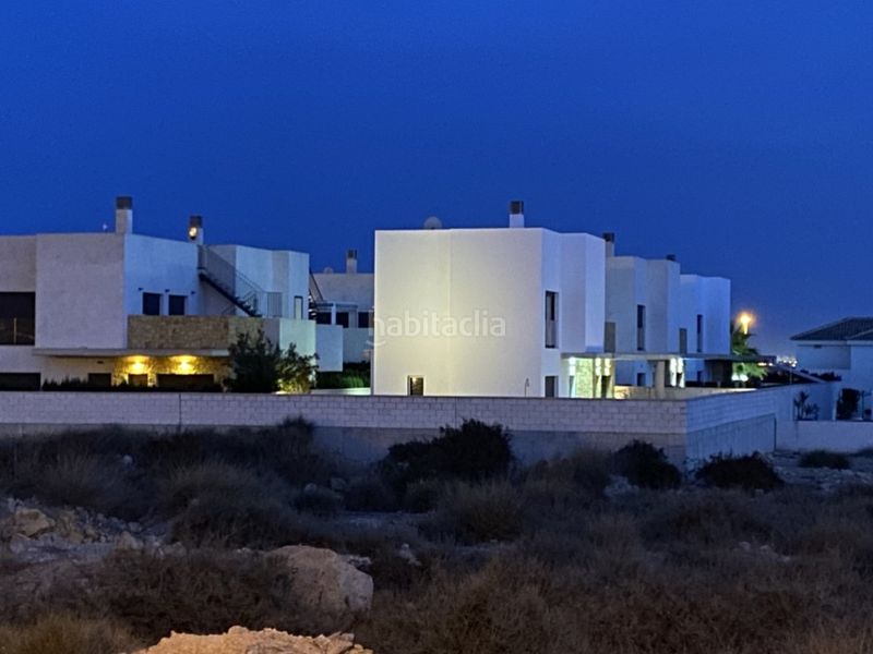 Foto fed9283d-44e4-4bfc-8b74-ed124fdcd1cc. Casa amb piscina a Rojales