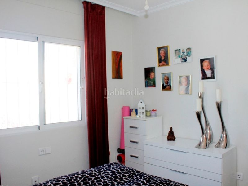 Foto ce58a2f7-ee64-4bec-84cf-c528e896f480. Casa a Los Almendros Orihuela