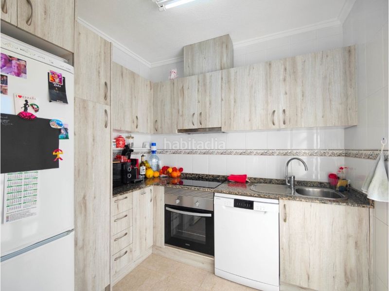 Foto 37c2ee6d-83de-4dc8-add8-fa550f827bd5. Casa amb aparcament a Rojales