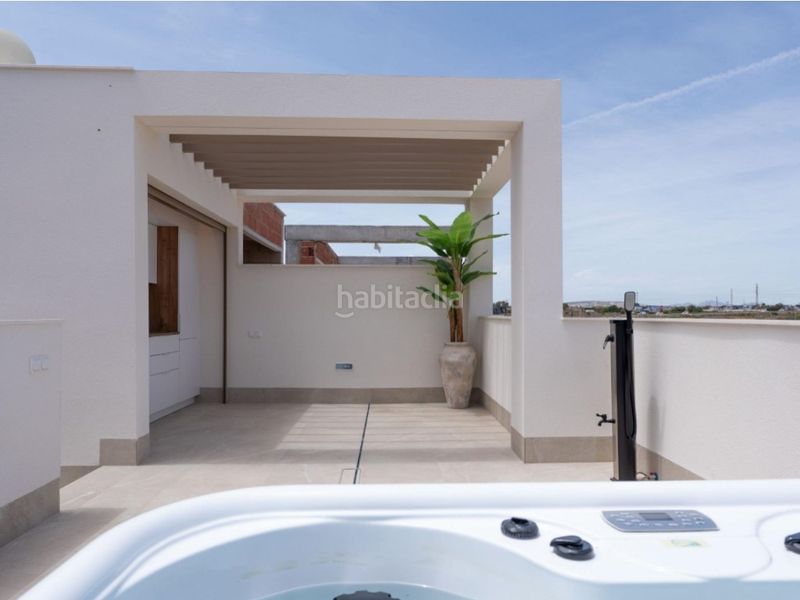 Foto 5e9299f1-6eba-4bd0-990e-110c81ebab2b. Casa amb piscina a Las Lomas de Rame-Bahía Bella Alcázares (Los)
