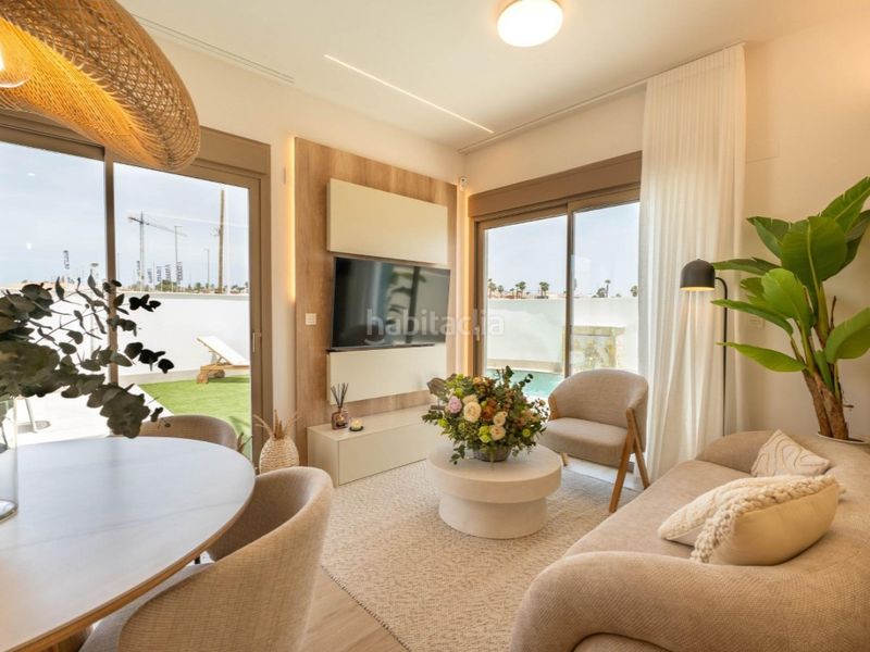 Foto f55d8f9e-2c0c-4e90-97e4-25ab6edefe60. Casa amb piscina a Las Lomas de Rame-Bahía Bella Alcázares (Los)