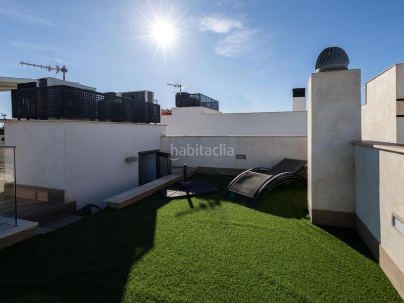 Foto 564c9139-5d37-4345-a152-92a9860a126d. Casa amb piscina a Los Almendros Orihuela