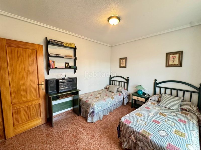 Foto 27891c8b-4175-4636-933e-2cfe3447ee45. Casa amb piscina a Los Balcones-Los Altos Torrevieja