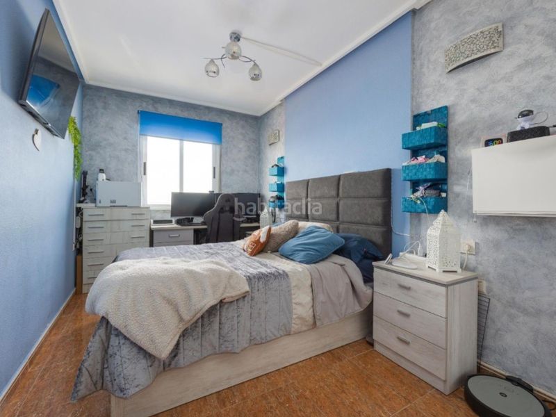 Foto 6120fbc6-1e8c-4fbf-bc72-3d37d829c68a. Apartament amb piscina a Parque Acuático - Sector 25 Torrevieja