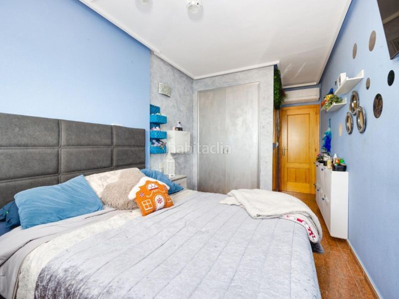 Foto 79efe5a1-4966-486a-afc5-177cf60dc94b. Apartament amb piscina a Parque Acuático - Sector 25 Torrevieja