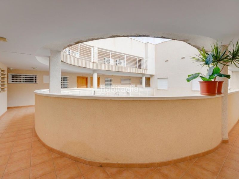 Foto a6b70596-3cb1-4a8a-9055-a5c45986d45d. Apartament amb piscina a Parque Acuático - Sector 25 Torrevieja