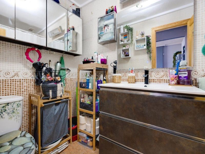 Foto c82371aa-a513-457c-8da9-9f41110187a2. Apartament amb piscina a Parque Acuático - Sector 25 Torrevieja