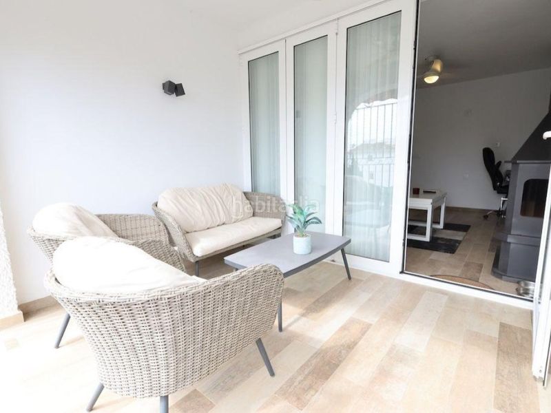 Foto 7412c0b9-9246-41ec-9e77-c43990fbc4fe. Dúplex a La Zenia Orihuela