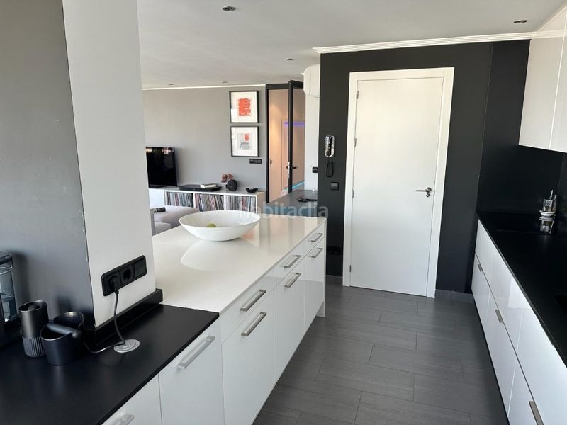 Foto 56b2d4eb-0c33-444a-93a0-de7f29b50836. Àtic amb piscina a El Acequión Torrevieja