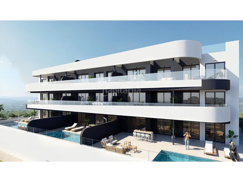 Foto 40dcaf3f-fa12-4f6d-8a82-e3759f9766a3. Apartamento s y villas de nueva construcción frente al campo de golf la serena golf en los alcázares en Alcázares (Los)