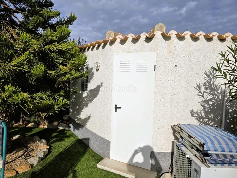 Foto e6fa6443-7f30-41e4-a8d4-0a339749c6a5. Casa amb piscina a Playa Flamenca Orihuela