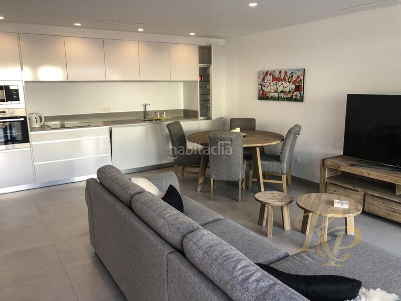 Foto 2c458215-4d4e-4137-98c7-f82e6e76beb8. Casa amb calefacció aparcament piscina a Rojales