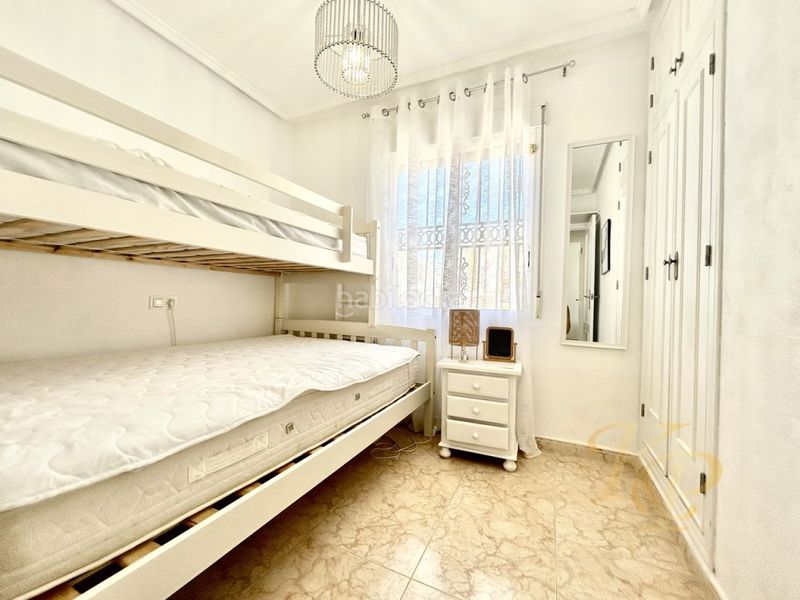 Foto 28fa780d-b622-4138-a9d5-b62113eb8262. Casa a Punta Prima Orihuela