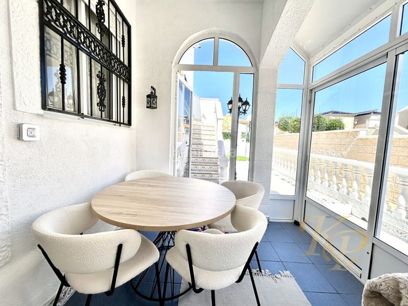 Foto bdb3350a-717c-4948-b373-80664fc70c9a. Casa a Punta Prima Orihuela