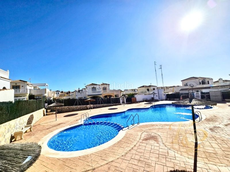 Foto f3be7157-a6cd-4ba8-b2b6-d4337580be08. Casa a Punta Prima Orihuela