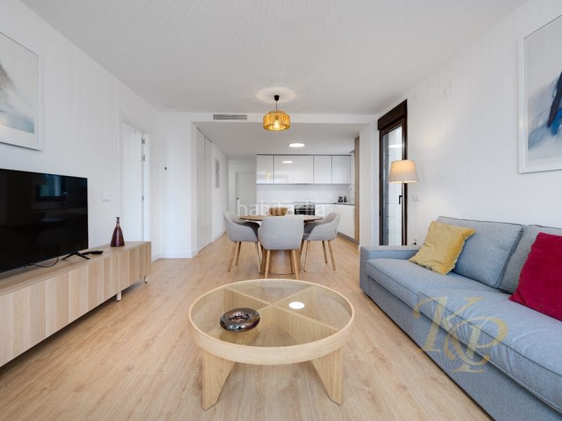 Foto 90c9a646-d73d-4780-9cd9-b39c55080e32. Apartamento oportunidad única! ático con parking, trastero y piscina en Orihuela
