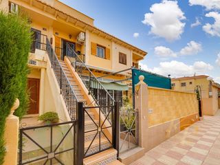 Apartament  Calle rembrandt. Bungalow en la última planta con solárium privado en el chaparra